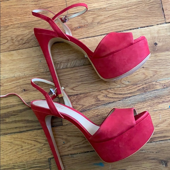 Schutz red platforms - Picture 2 of 3